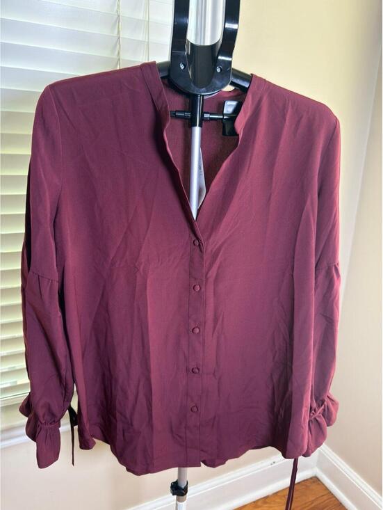 Ann Taylor Tops - Ann Taylor Burgundy Button Front Blouse Women’s Large Long Sleeve Tie Cuff Top N